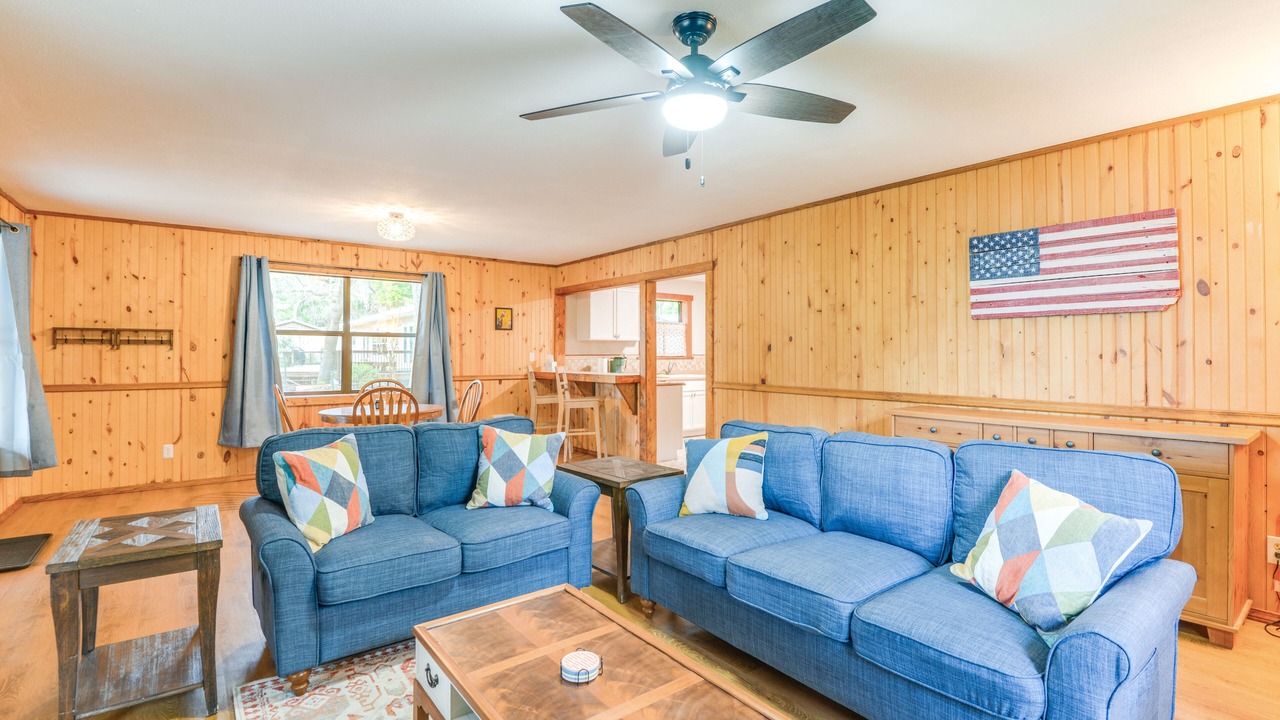 Photo of Livingroom in Keystone Heights