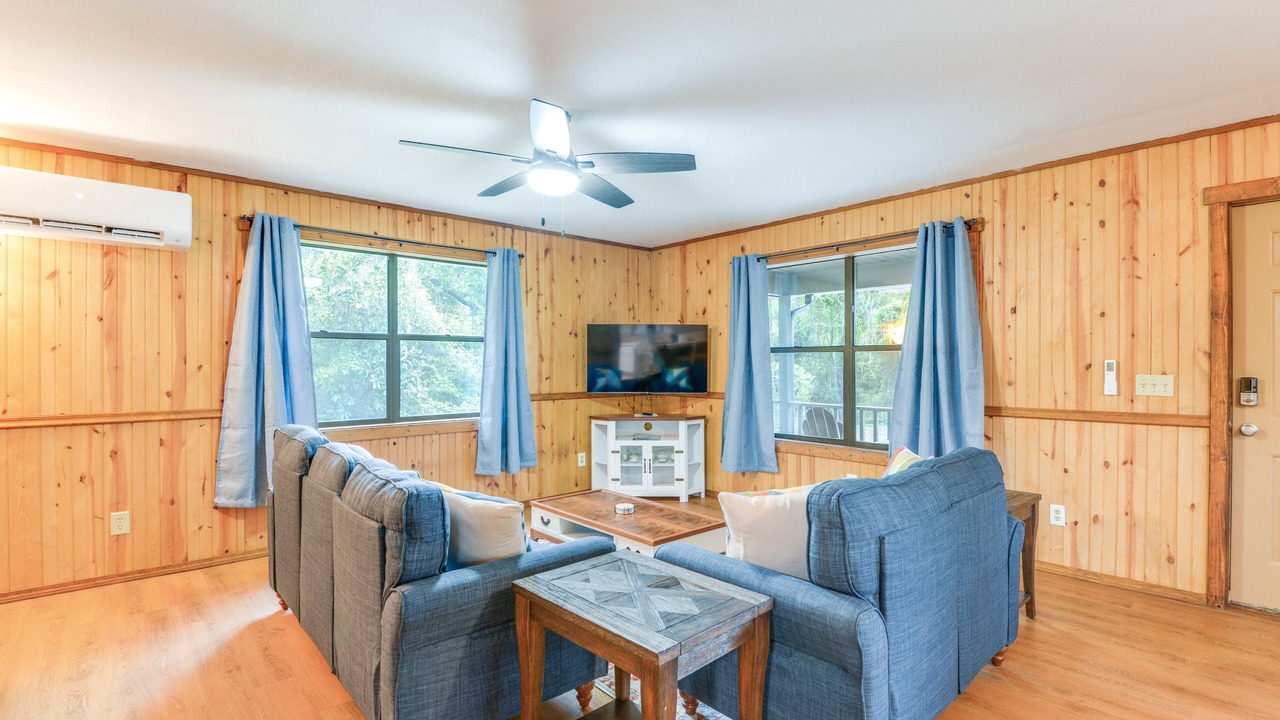 Photo of Livingroom in Keystone Heights