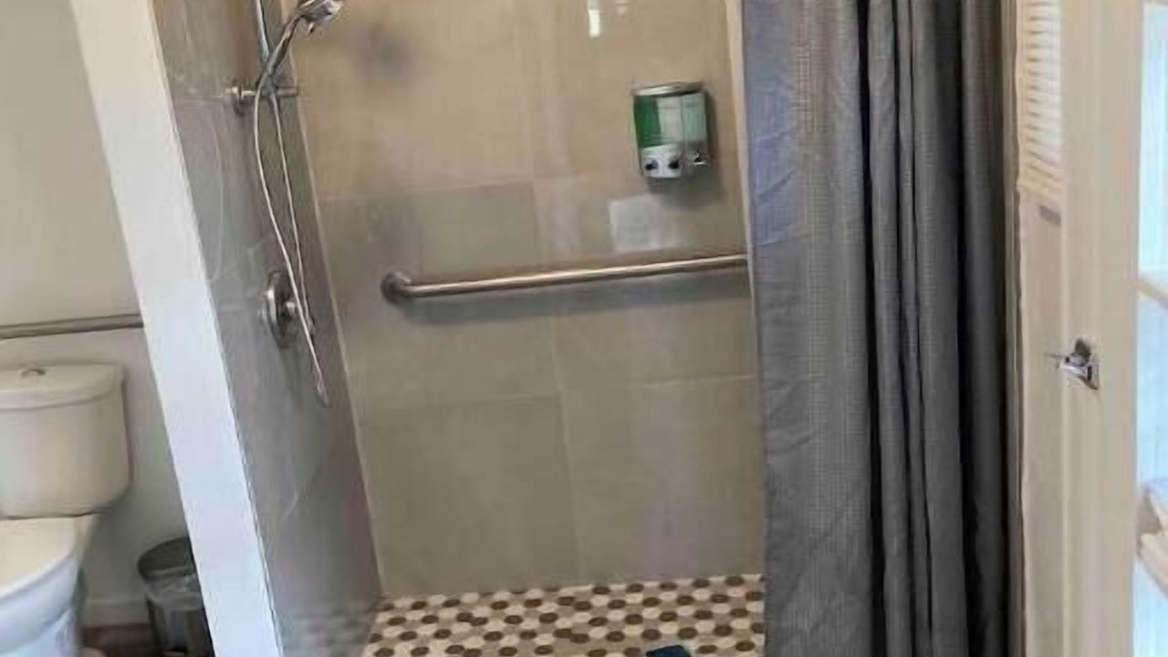 Photo of Bathroom in Altamonte Springs