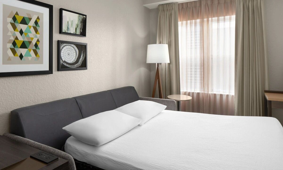 Photo of Bedroom in Oldsmar