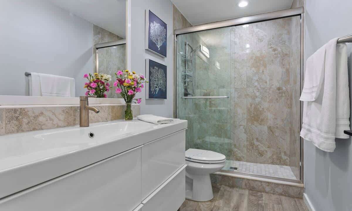 Photo of Bathroom in Palm Harbor
