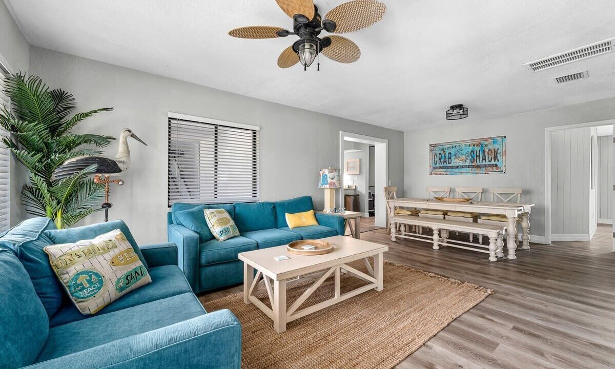 Photo of Livingroom in St. Petersburg - Clearwater