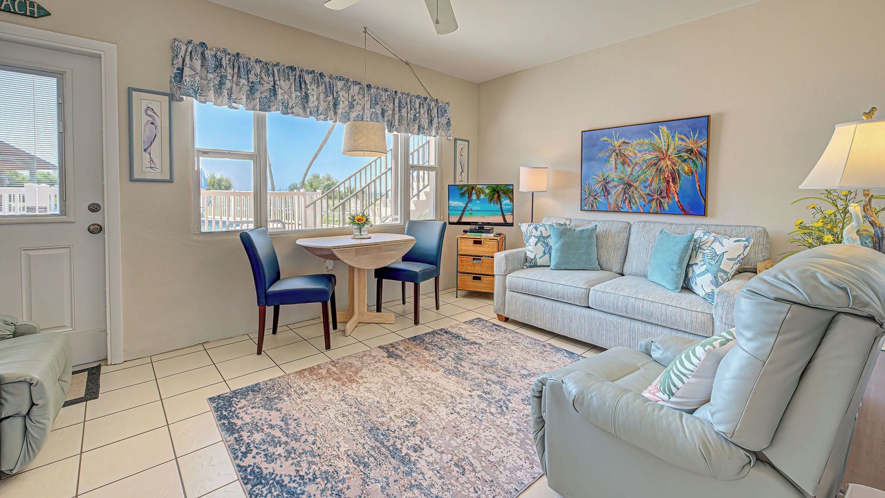 Photo of Bedroom in Golden Beach