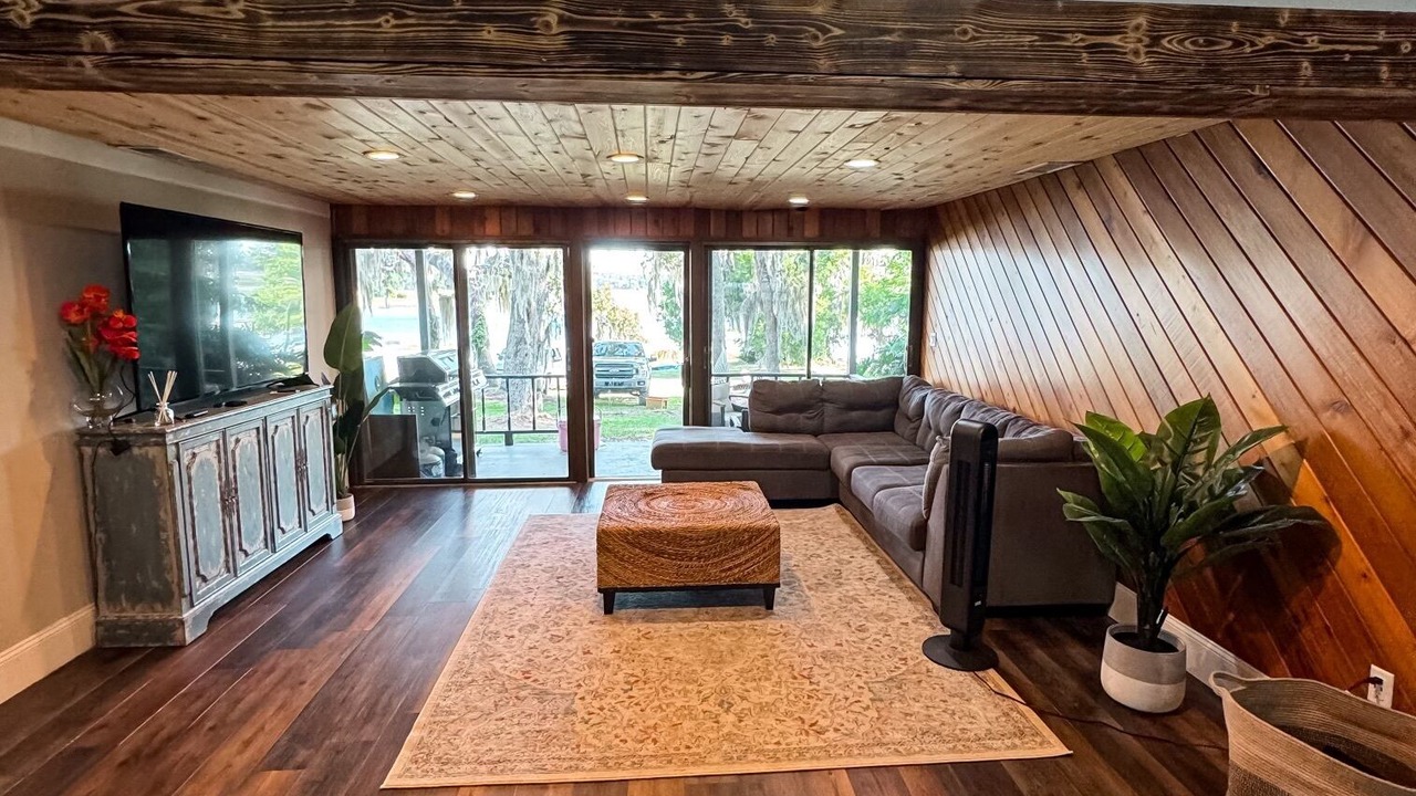 Photo of Livingroom in Keystone Heights