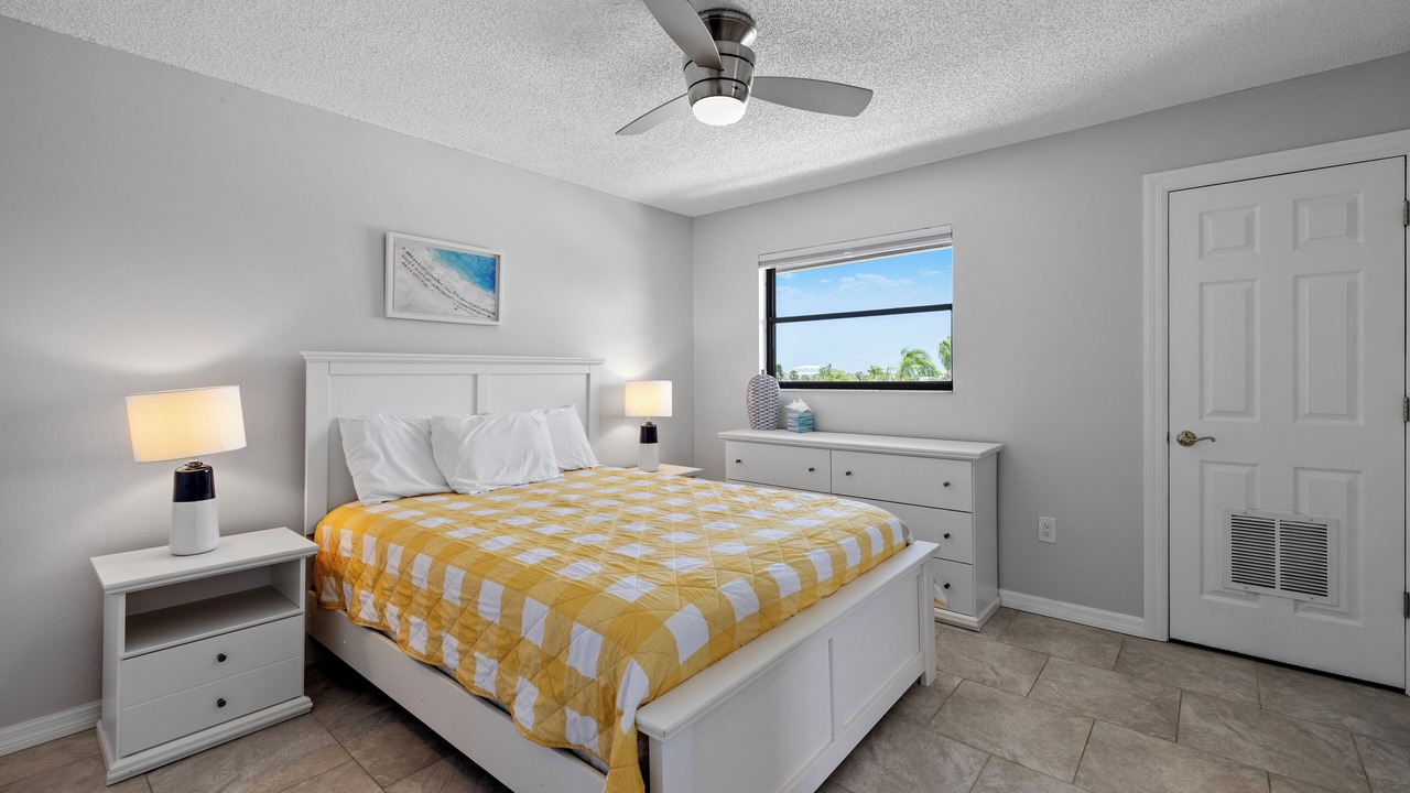 Photo of Bedroom in Gulf Harbors