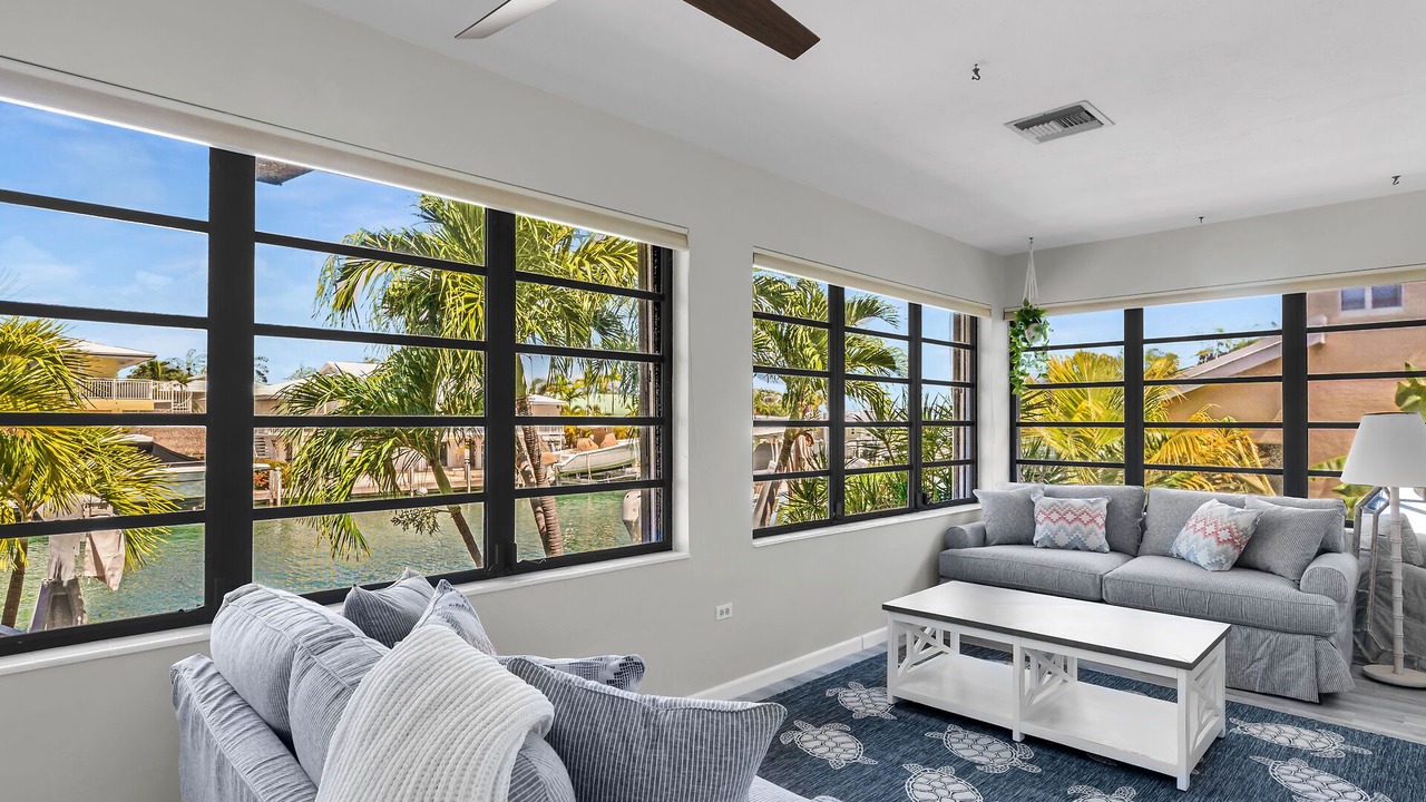 Photo of Livingroom in Coury
