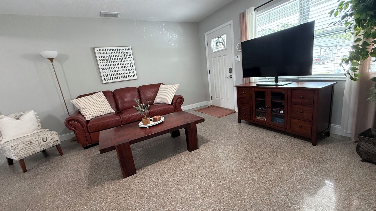 Photo of Livingroom in Tampa