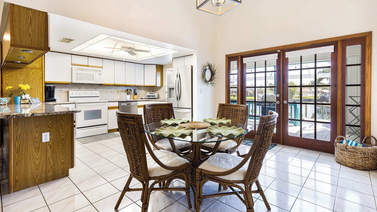 Photo of Kitchen in Lochmoor Waterway Estates