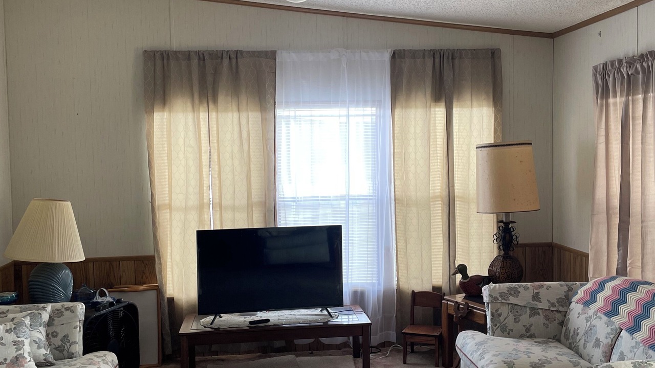 Photo of Livingroom in Moore Haven