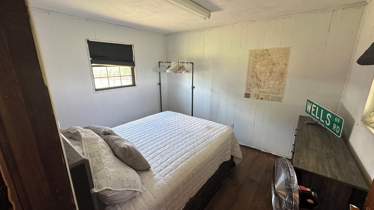 Photo of Bedroom in Sneads