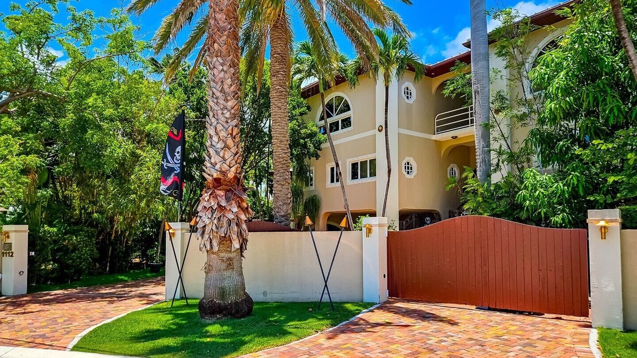Photo of Outdoor in Venetian Shores