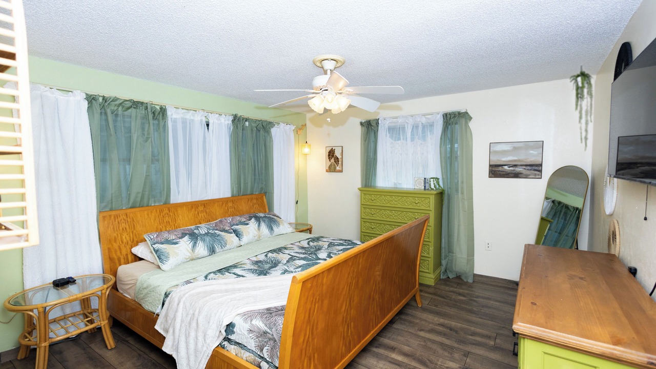 Photo of Bedroom in Lochmoor Waterway Estates