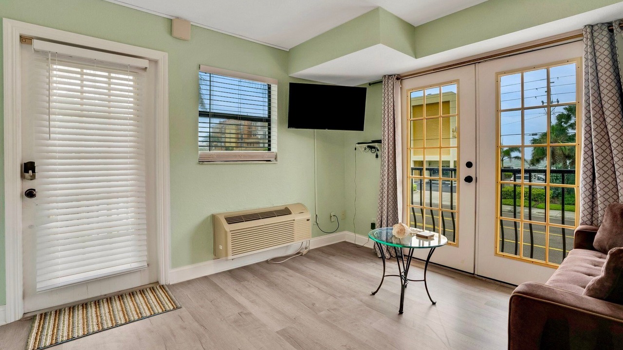 Photo of Bedroom in Redington Beach