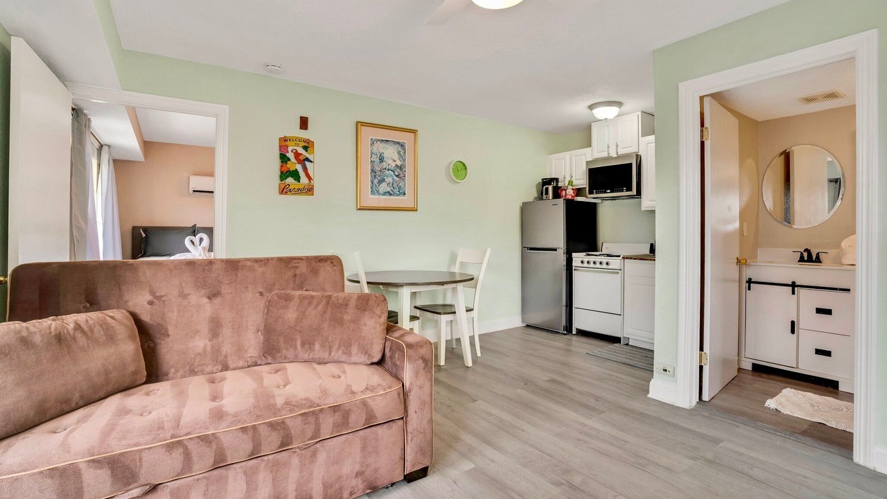 Photo of Livingroom in Redington Beach