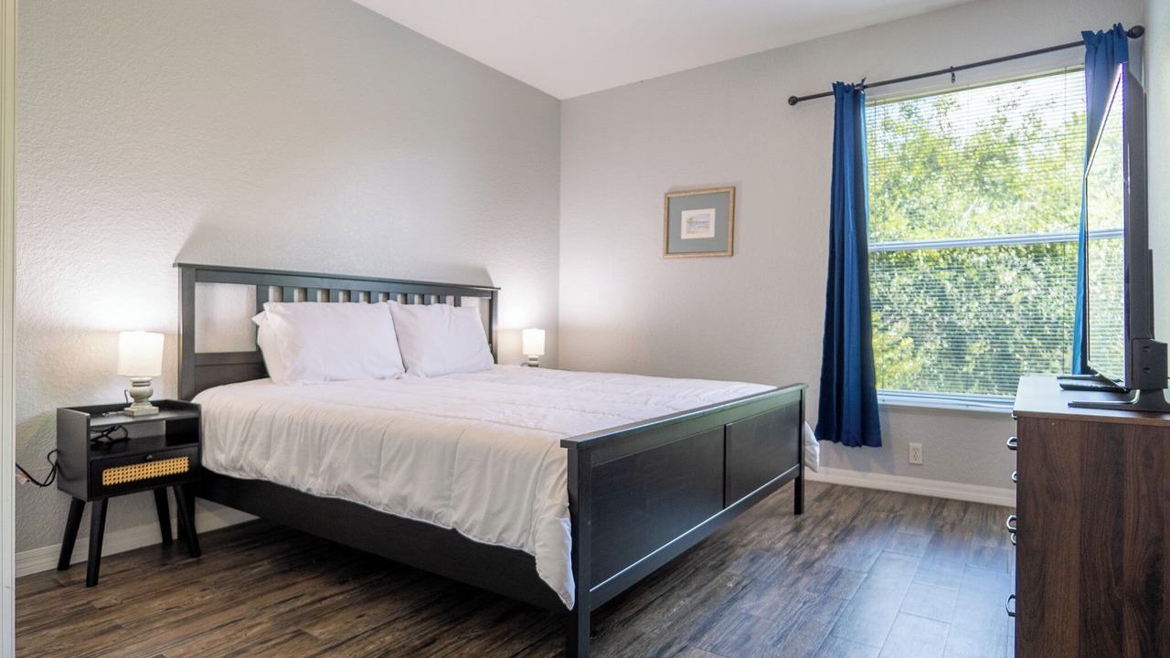 Photo of Bedroom in Lindfields