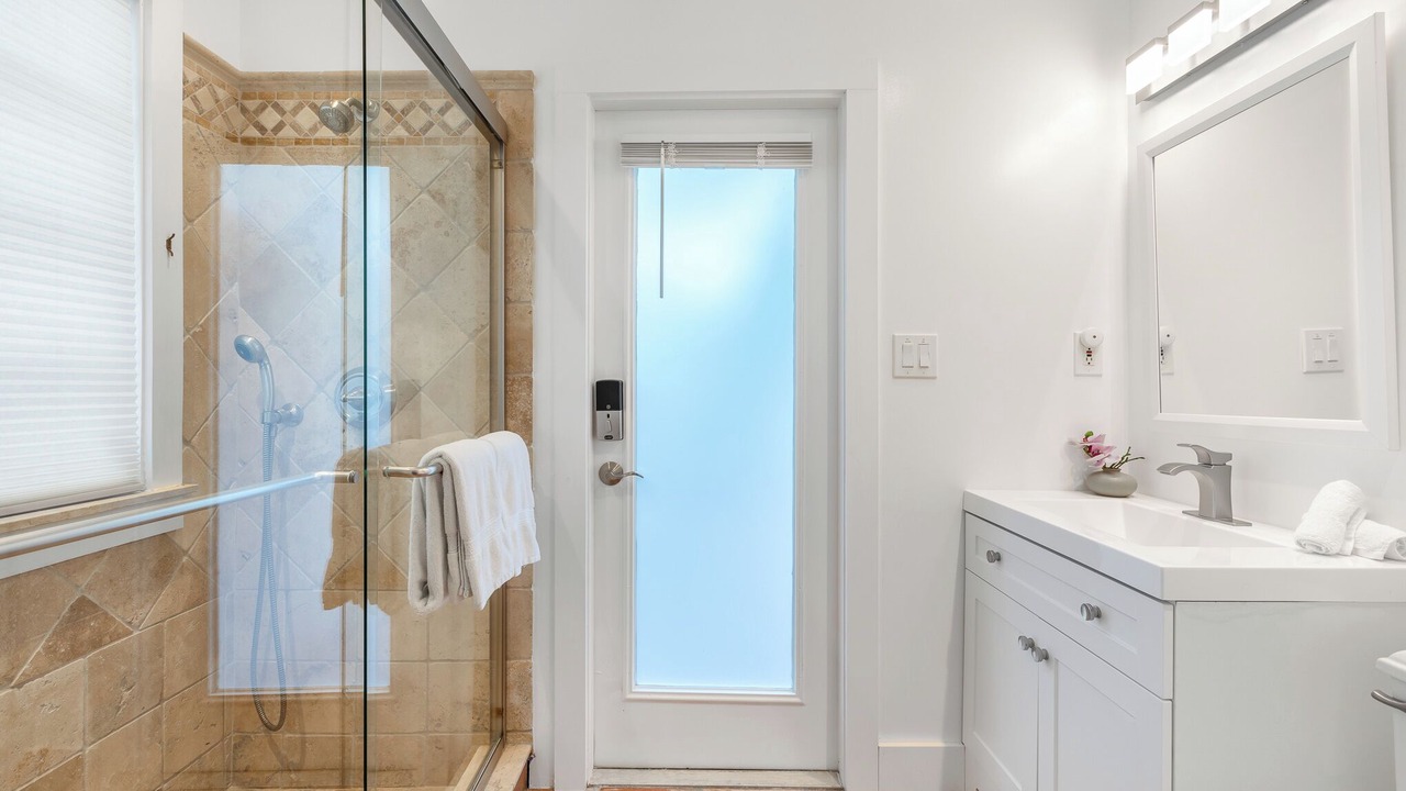 Photo of Bedroom in Midtown