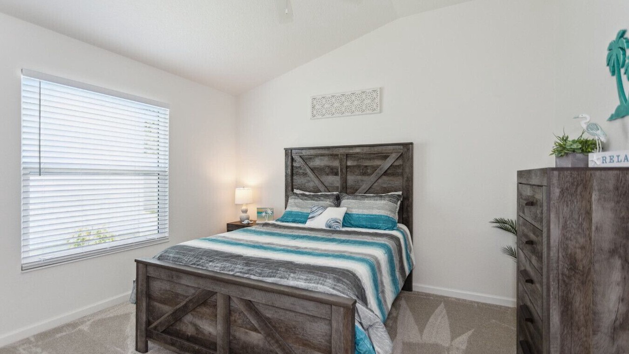 Photo of Bedroom in Okahumpka