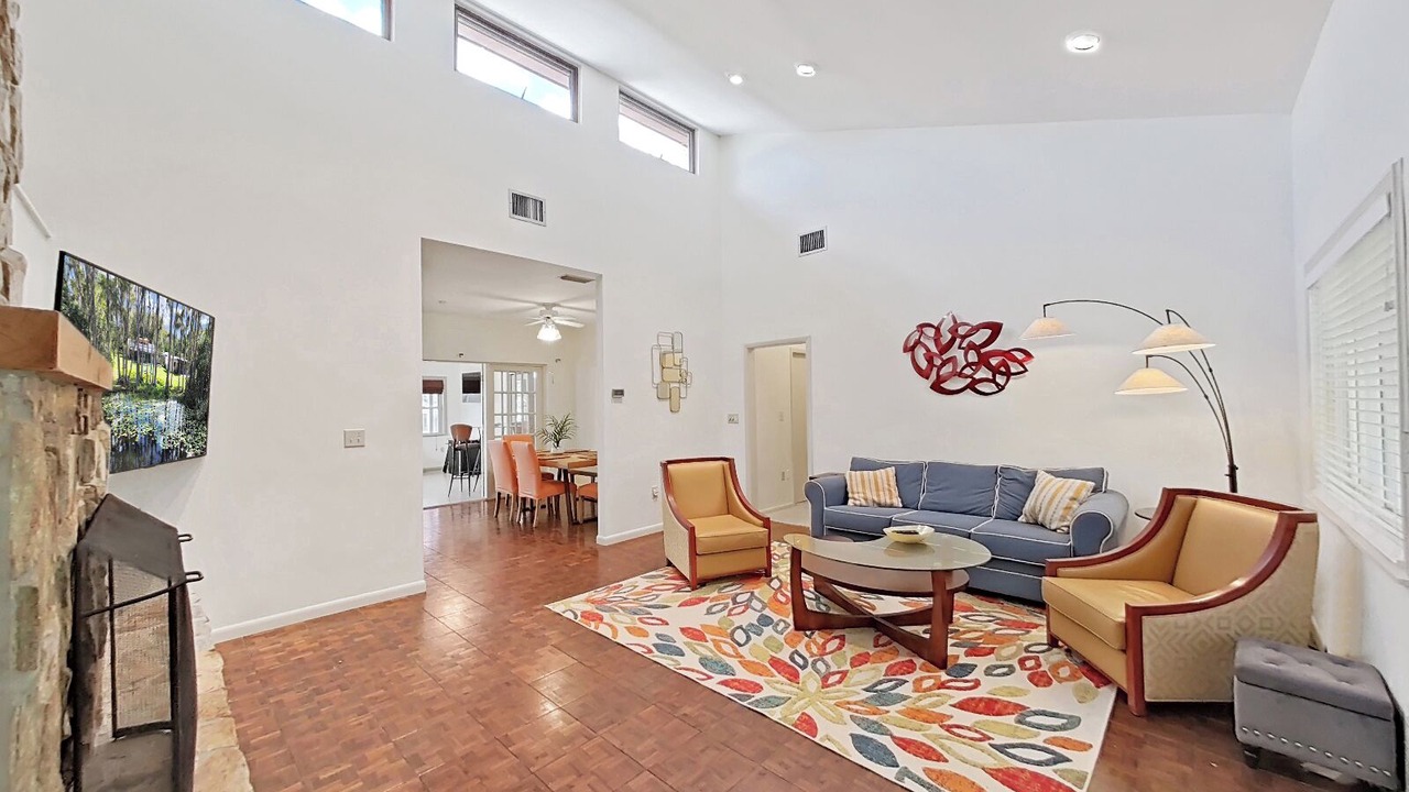 Photo of Livingroom in Greater Northdale