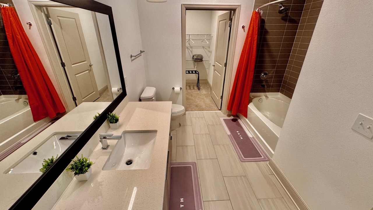 Photo of Bathroom in Deerwood