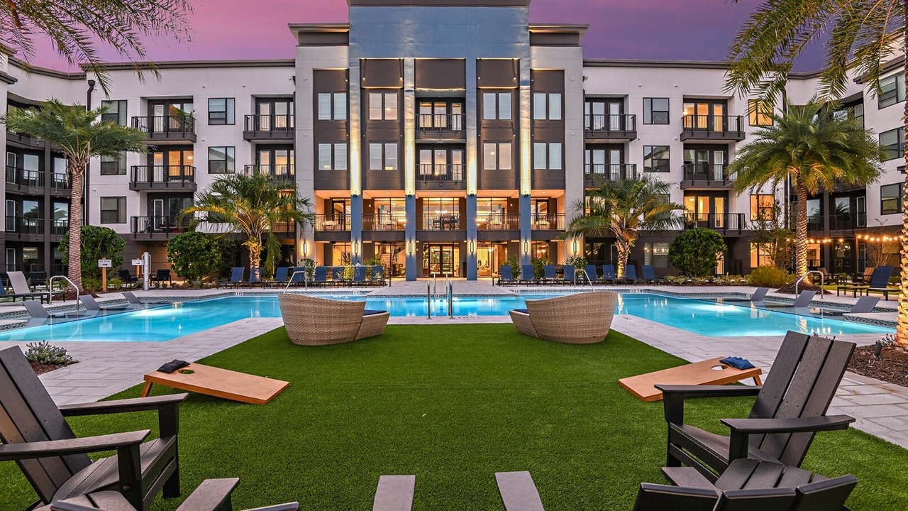 Photo of Outdoor in Deerwood