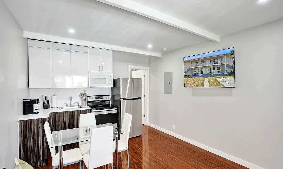 Photo of Bedroom in Pompano Beach