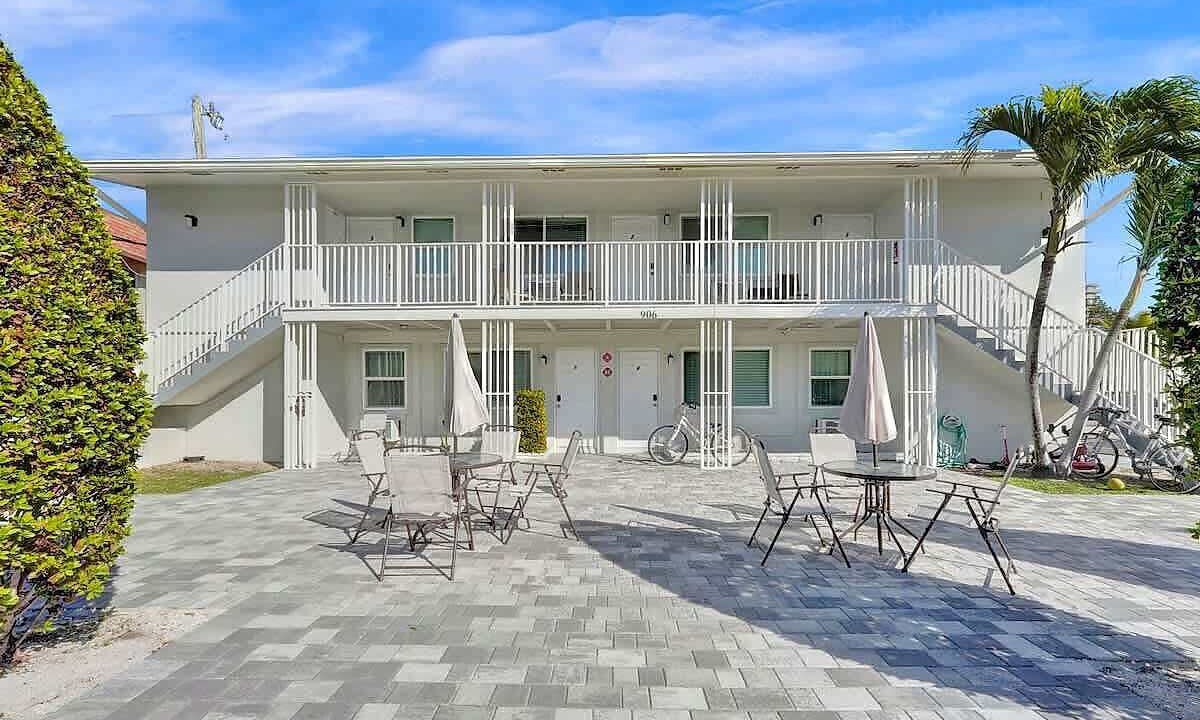 Photo of Patio Balcony in Pompano Beach