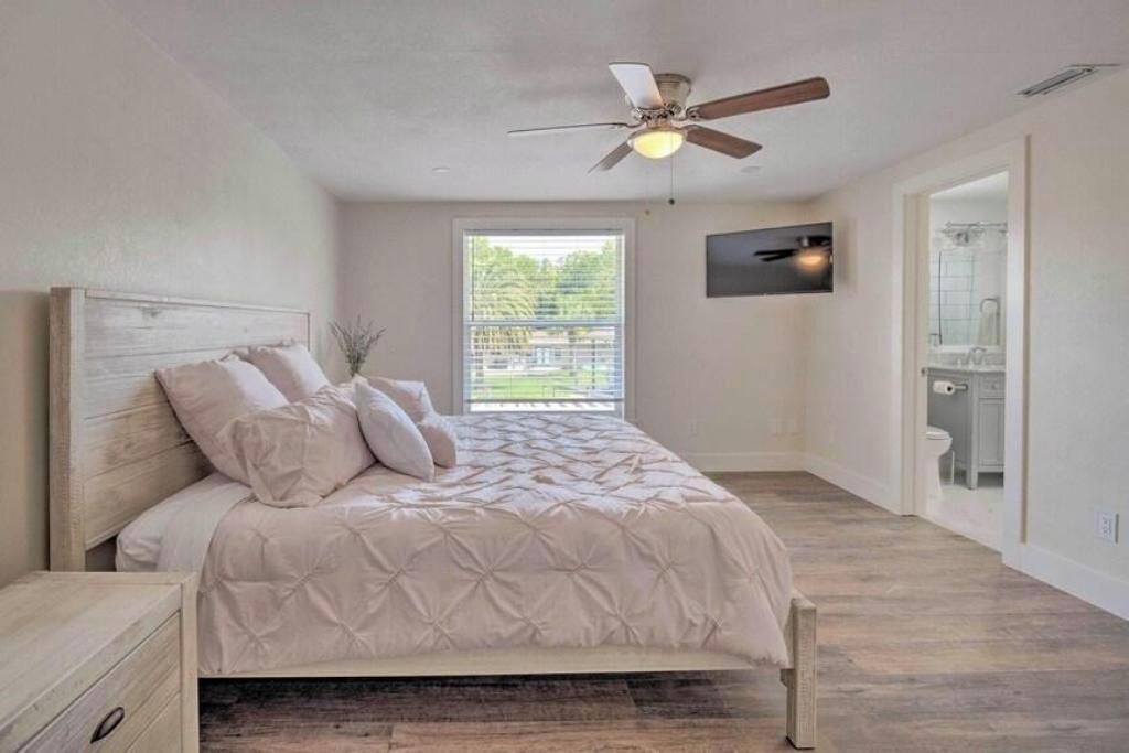 Photo of Bedroom in Springs at Kings Bay