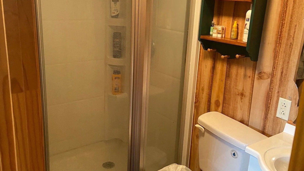 Photo of Bathroom in Jennings