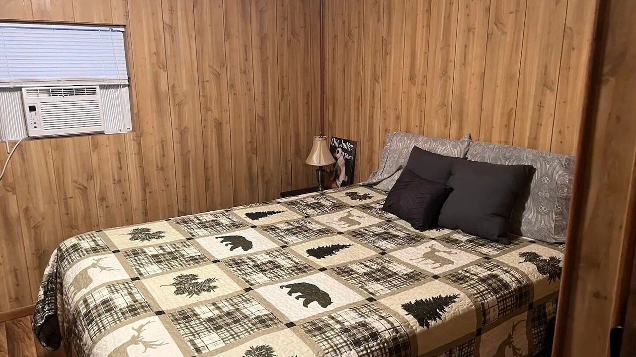 Photo of Bedroom in Jennings