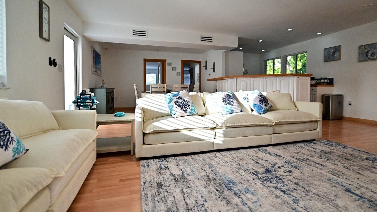 Photo of Livingroom in Overtown
