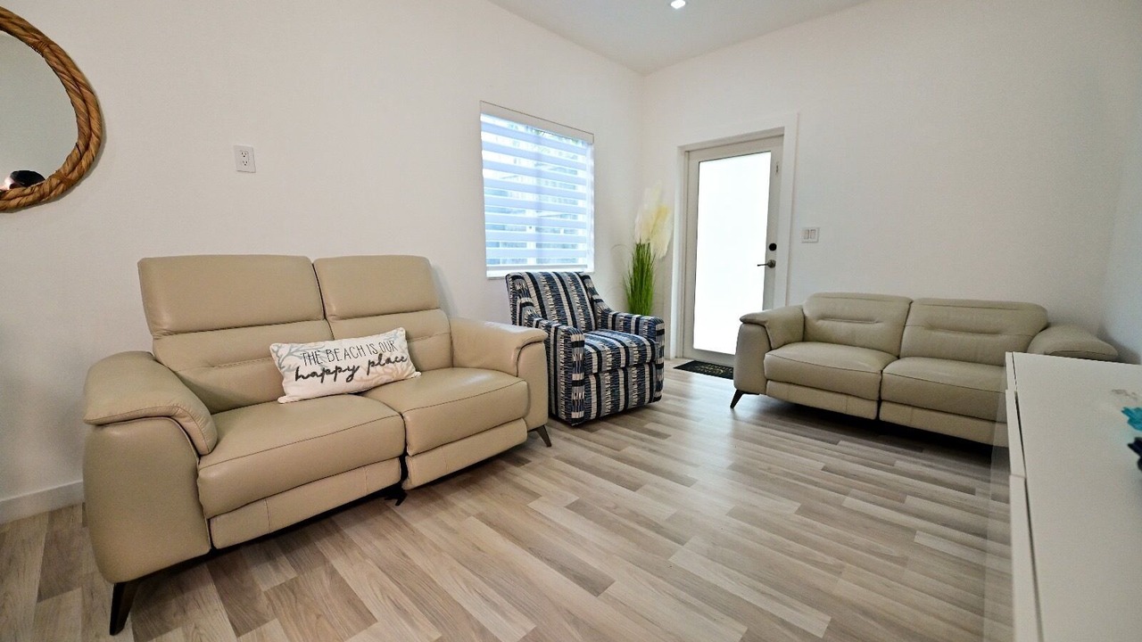 Photo of Livingroom in Overtown