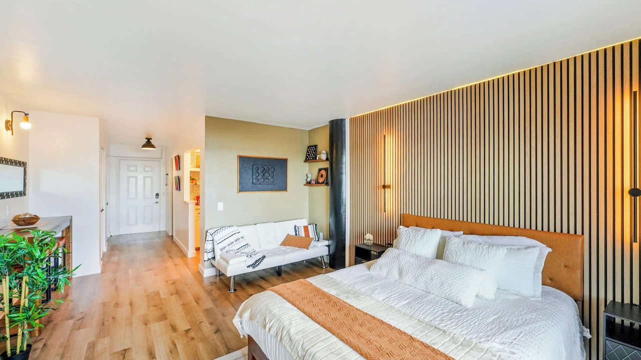 Photo of Bedroom in North Bay Village