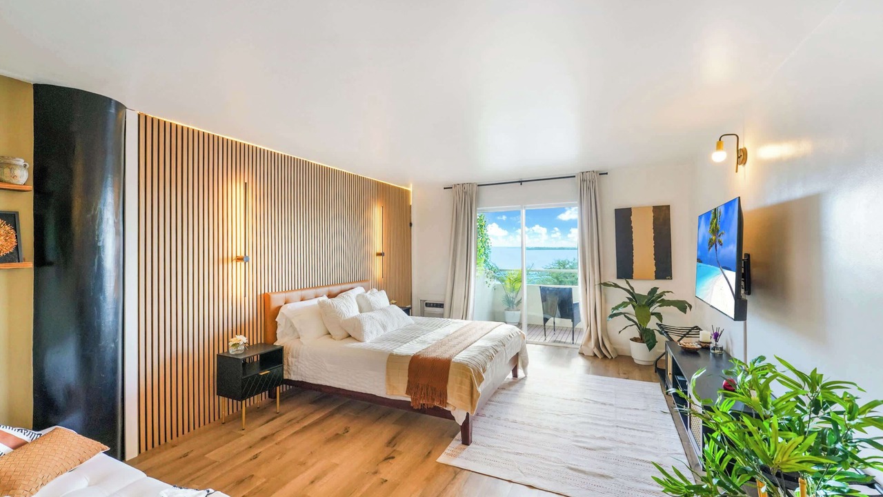 Photo of Bedroom in North Bay Village