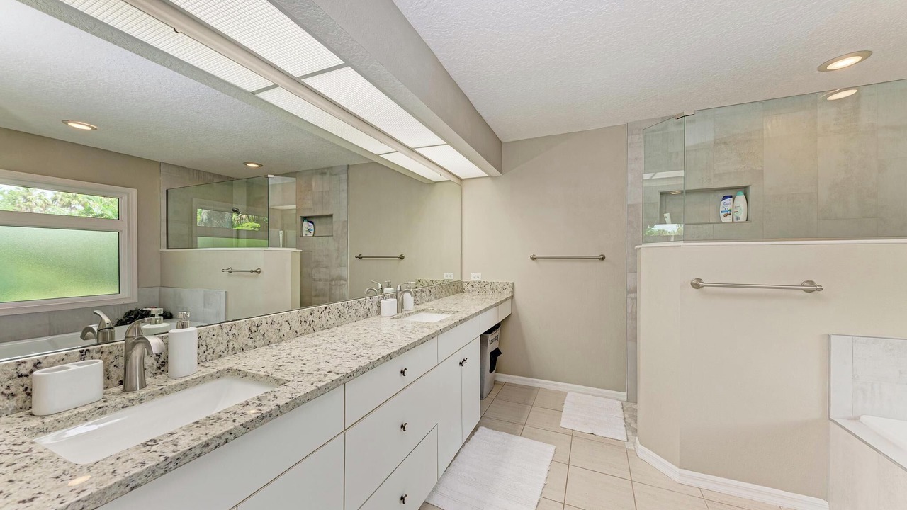 Photo of Bathroom in Braden River
