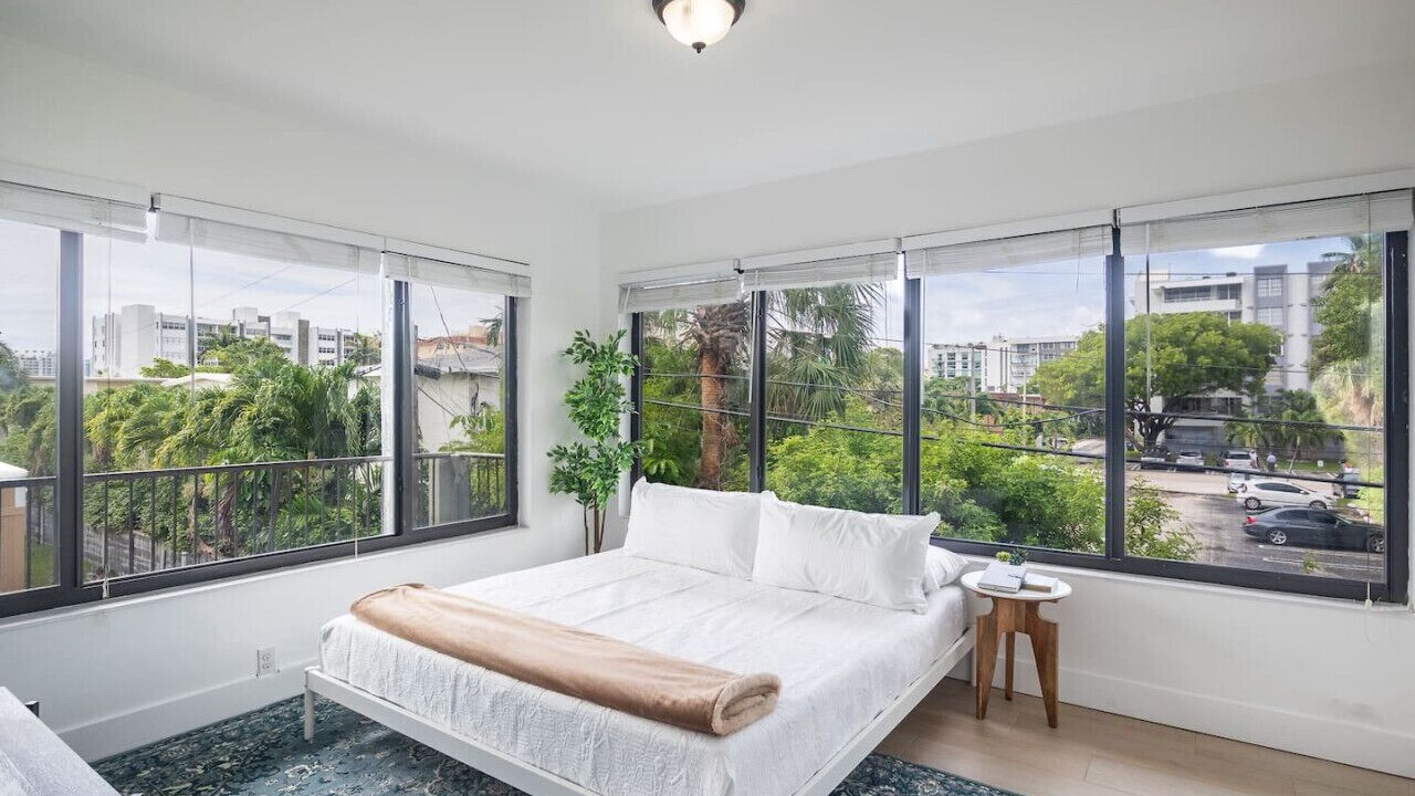 Photo of Bedroom in Bay Harbor Islands