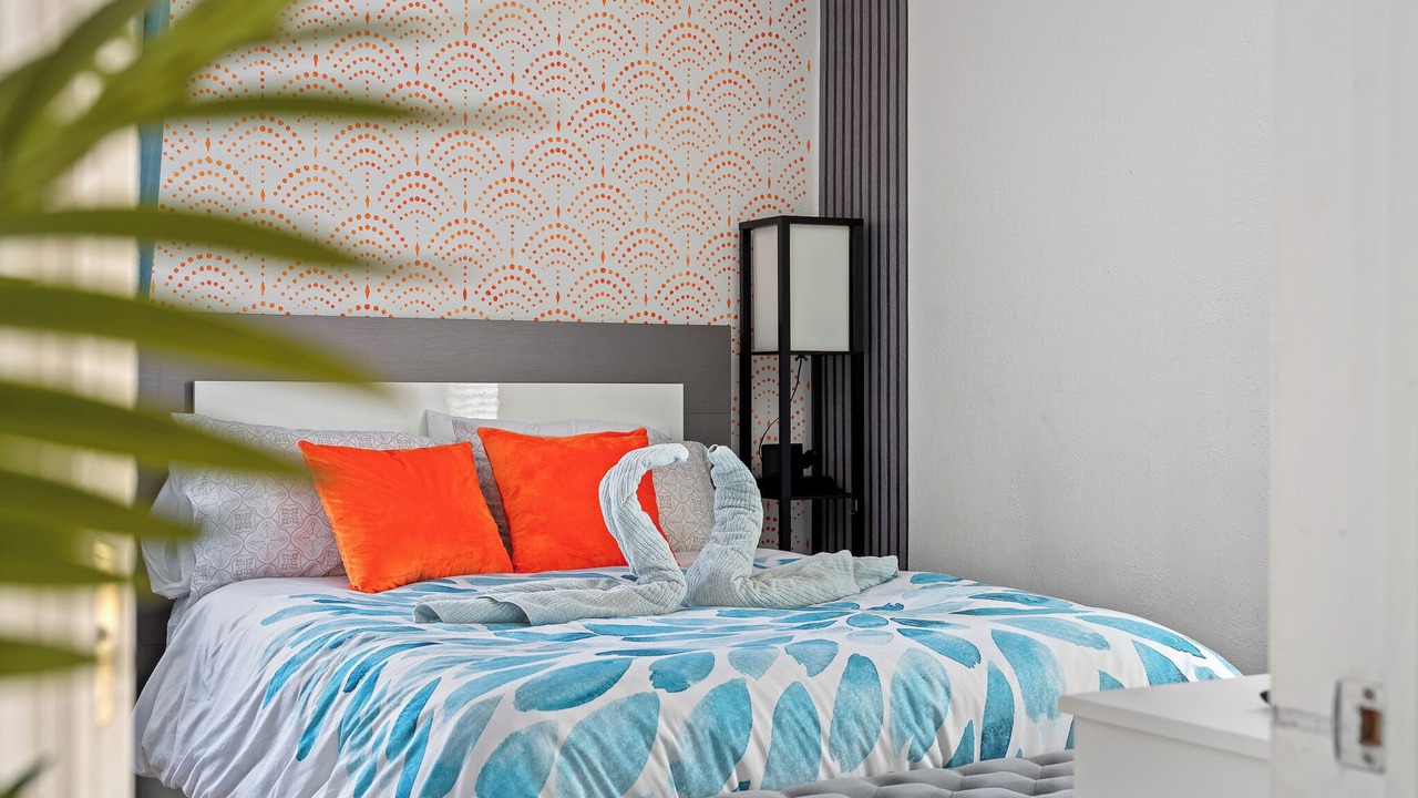 Photo of Bedroom in Oakland Park