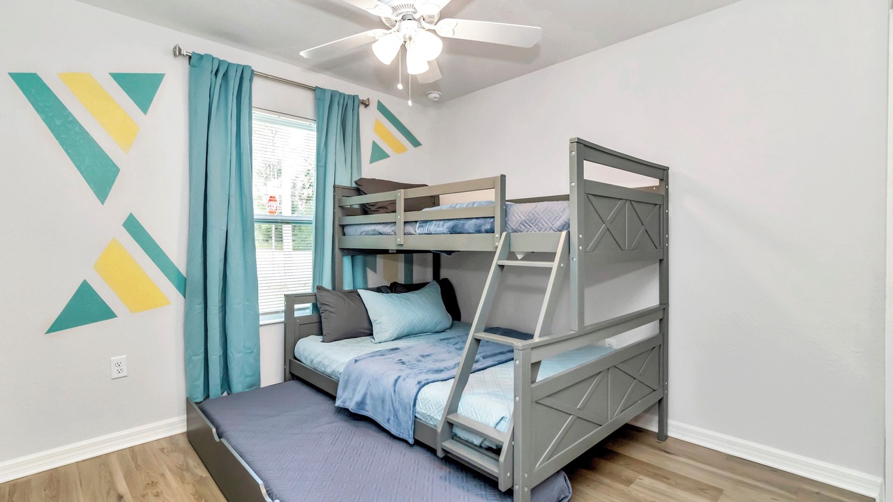 Photo of Bedroom in Dunnellon