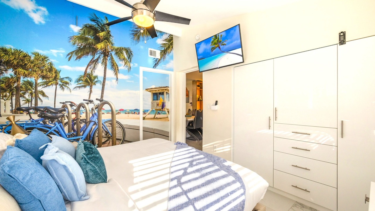 Photo of Bedroom in South Lake