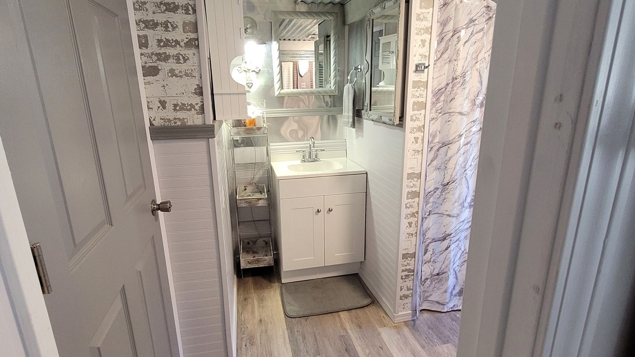 Photo of Bathroom in Gallant