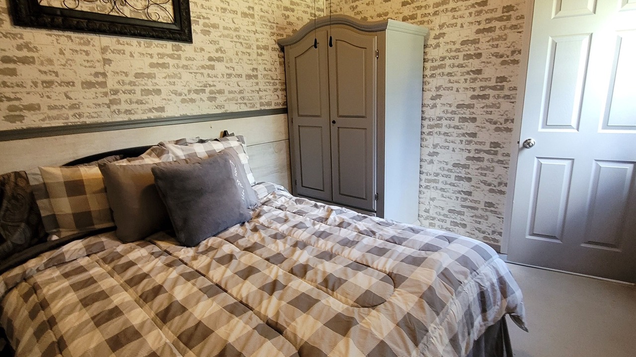 Photo of Bedroom in Gallant