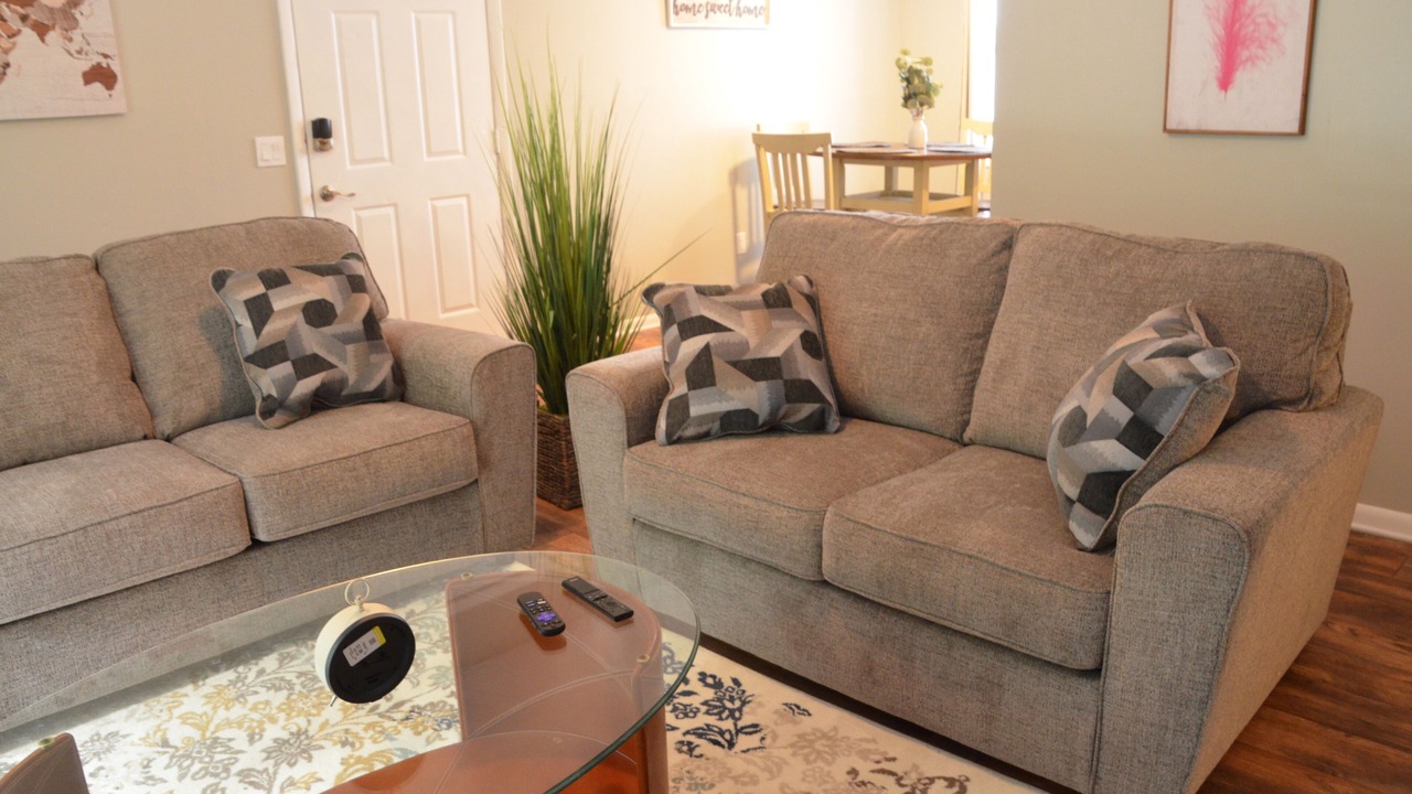 Photo of Livingroom in Enterprise