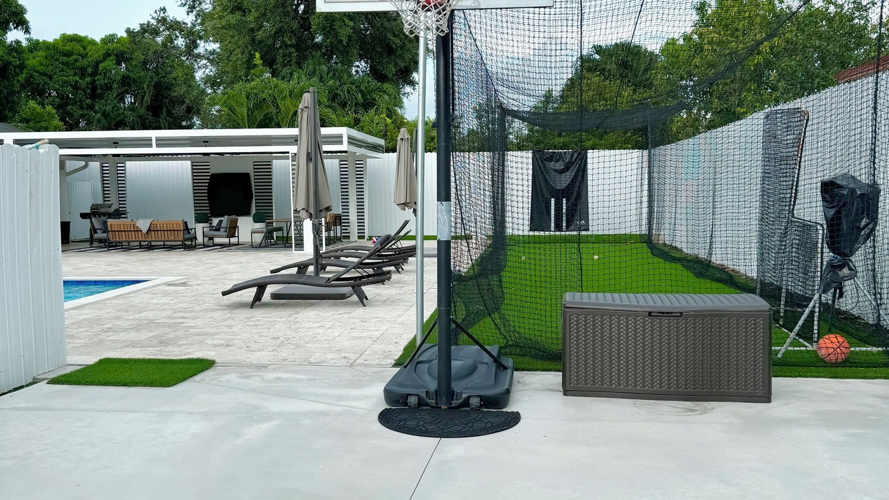 Photo of Patio Balcony in Coral Terrace