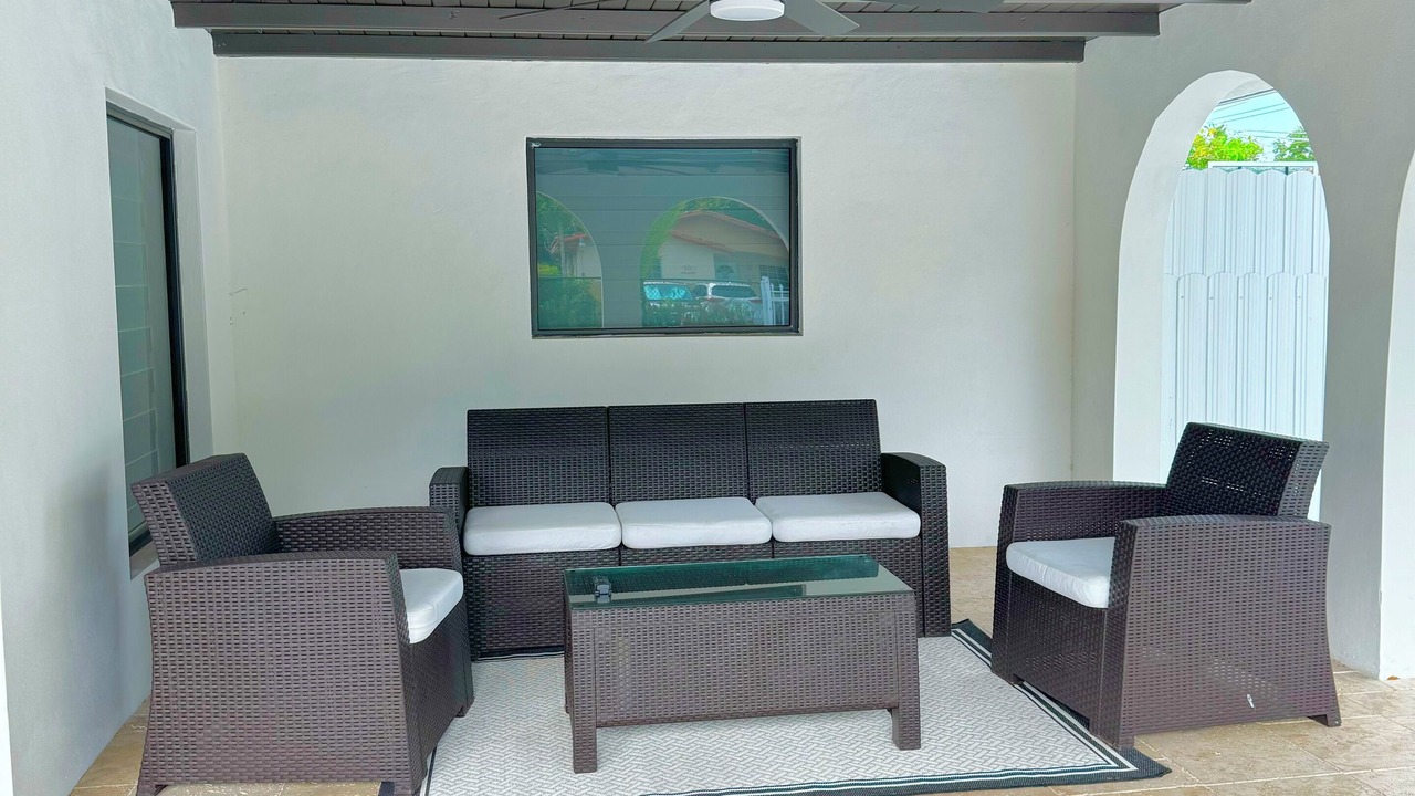 Photo of Patio Balcony in Coral Terrace