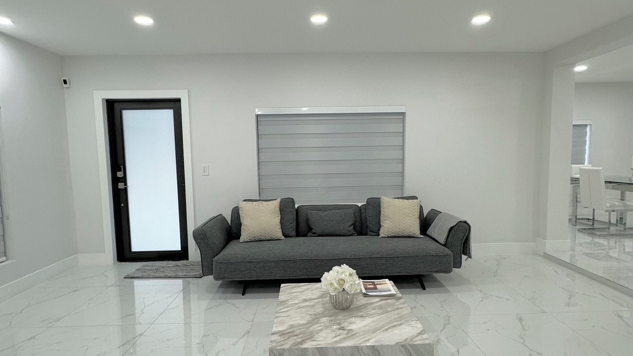 Photo of Livingroom in Coral Terrace