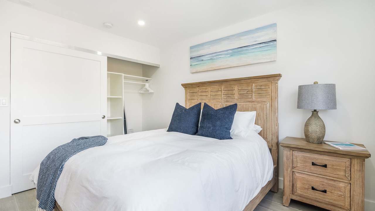 Photo of Bedroom in South Lake