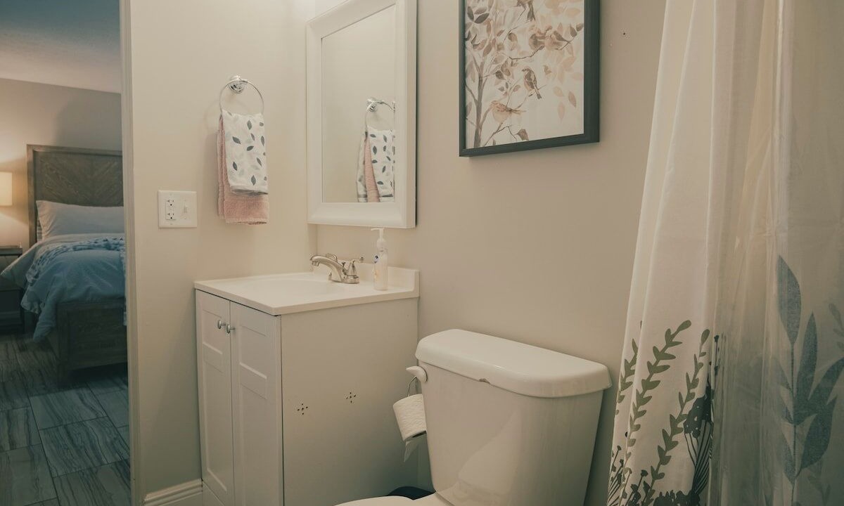 Photo of Bathroom in Greater Northdale
