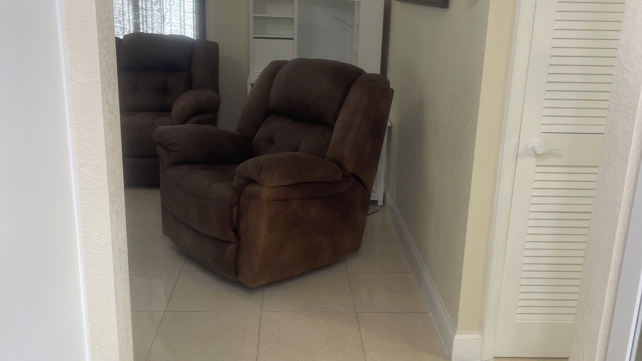 Photo of Livingroom in Egypt Lake-Leto