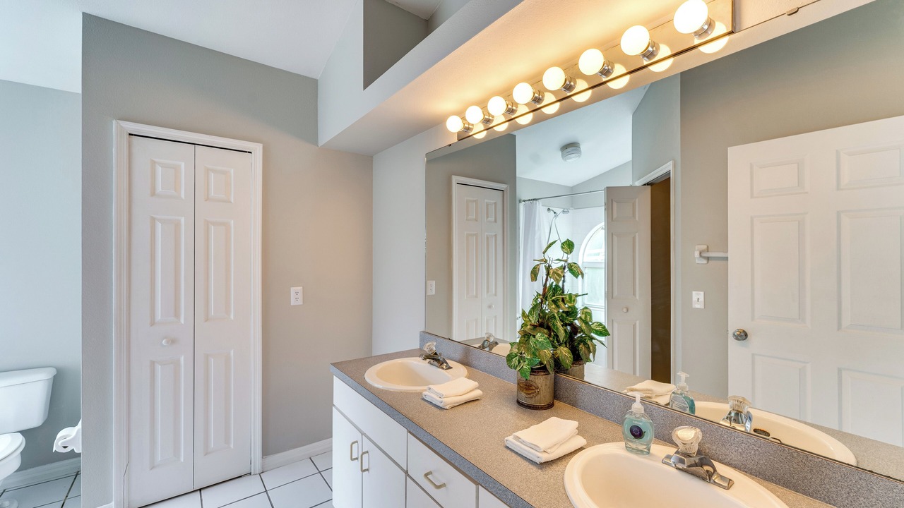 Photo of Bathroom in Deltona Lakes