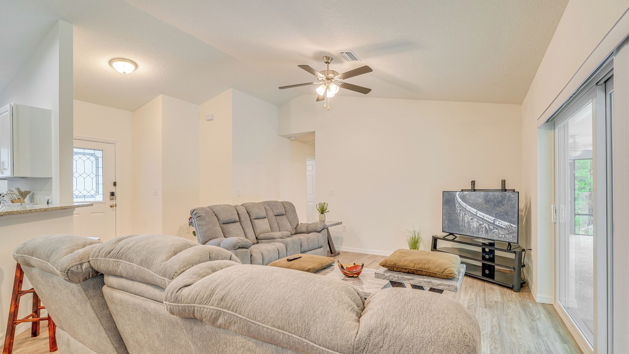 Photo of Livingroom in Crystal River