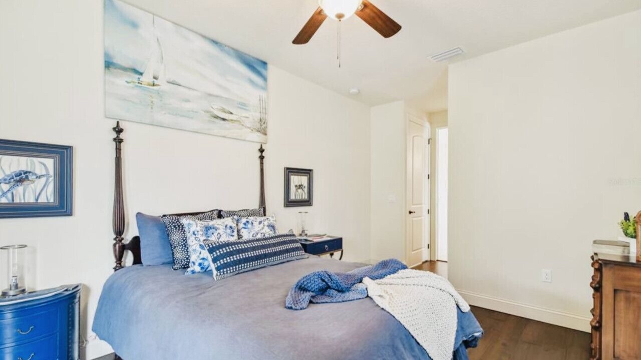 Photo of Bedroom in Gillespie Park
